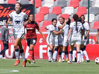 Pumas Femenil Termino La Fase Regular De La Liga Mx Femenil Ganandole A Toluca Dale Pumas [ 240 x 320 Pixel ]