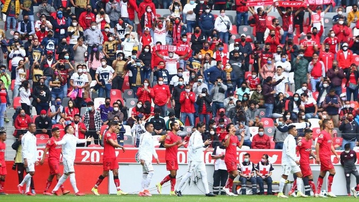 Pumas y Toluca jugarán en un duelo lleno de historia.